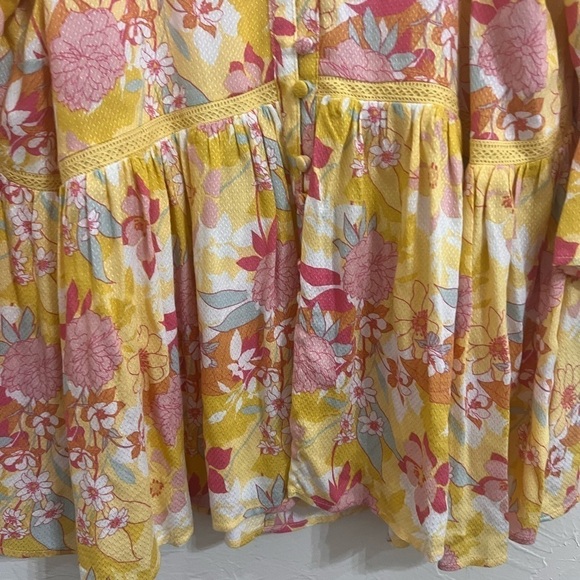 NWT Torrid floral babydoll bell sleeve top size 1 - Picture 5 of 8